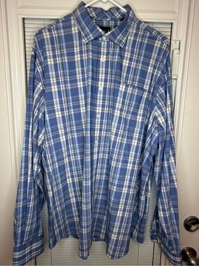 johnnie-O Blue and White Plaid Casual Button-Down Shirt